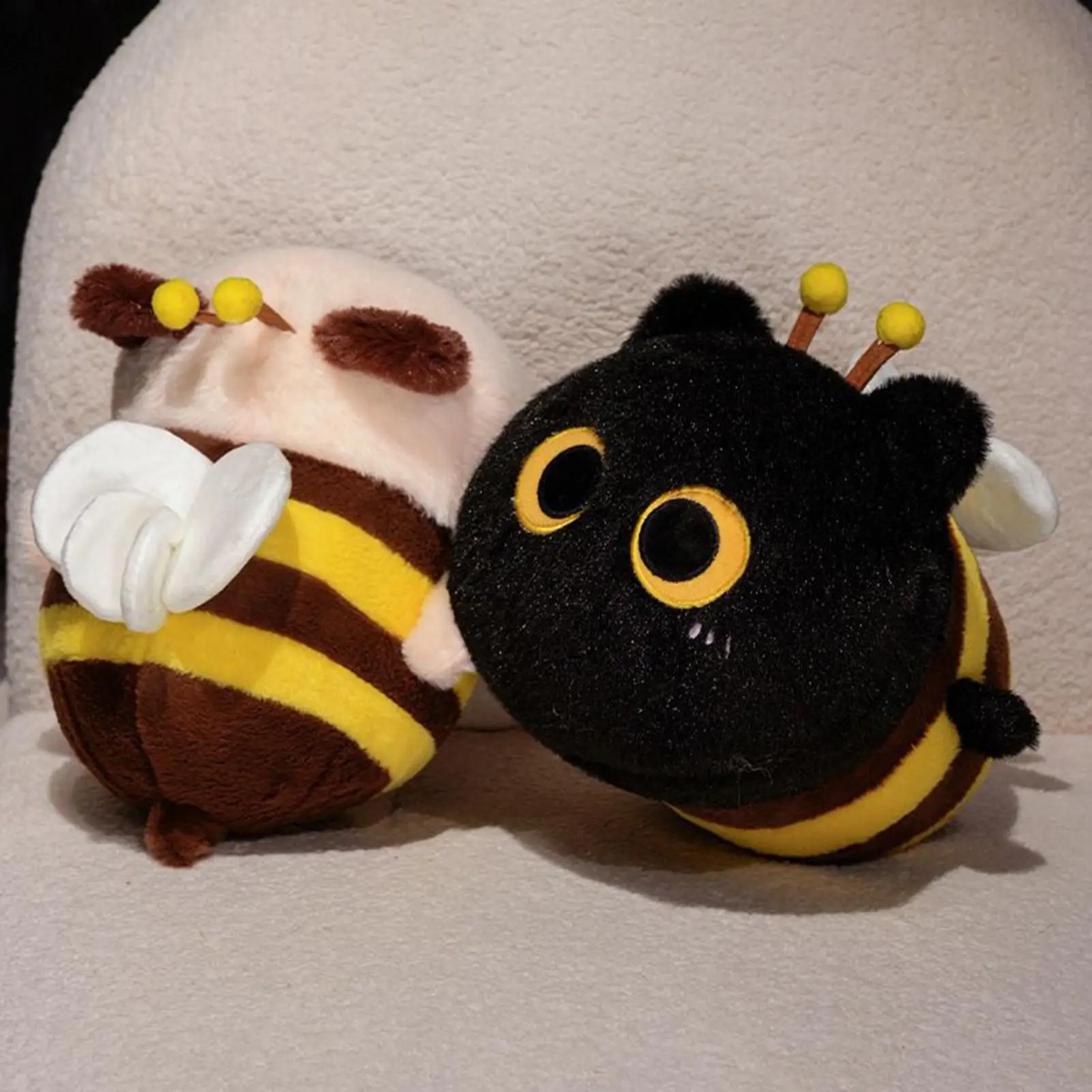 

26cm Creative Bee Cat Plush Toy Cute Cartoon Animal Stuffed Doll Office Home Sleep Decor Valentine's Day Birthday Christmas Gift