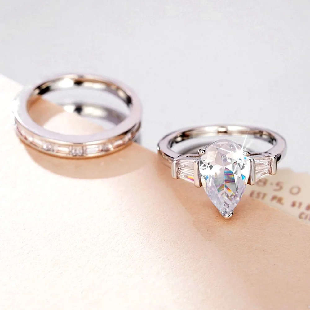 2pcs Luxury Pear Cut Three Stone 5A Zircon Ring Set Zircon Engagement Promise Rings for Women Stackable Wedding Jewelry Gifts