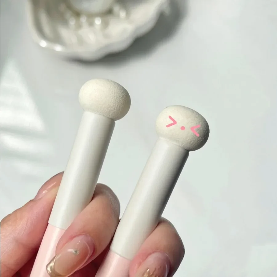 Concealer Makeup Brushes Mushroom Sponge Head Professional Lip Cosmetic Brush Face Foundation Blending Beauty Make Up Tool Women