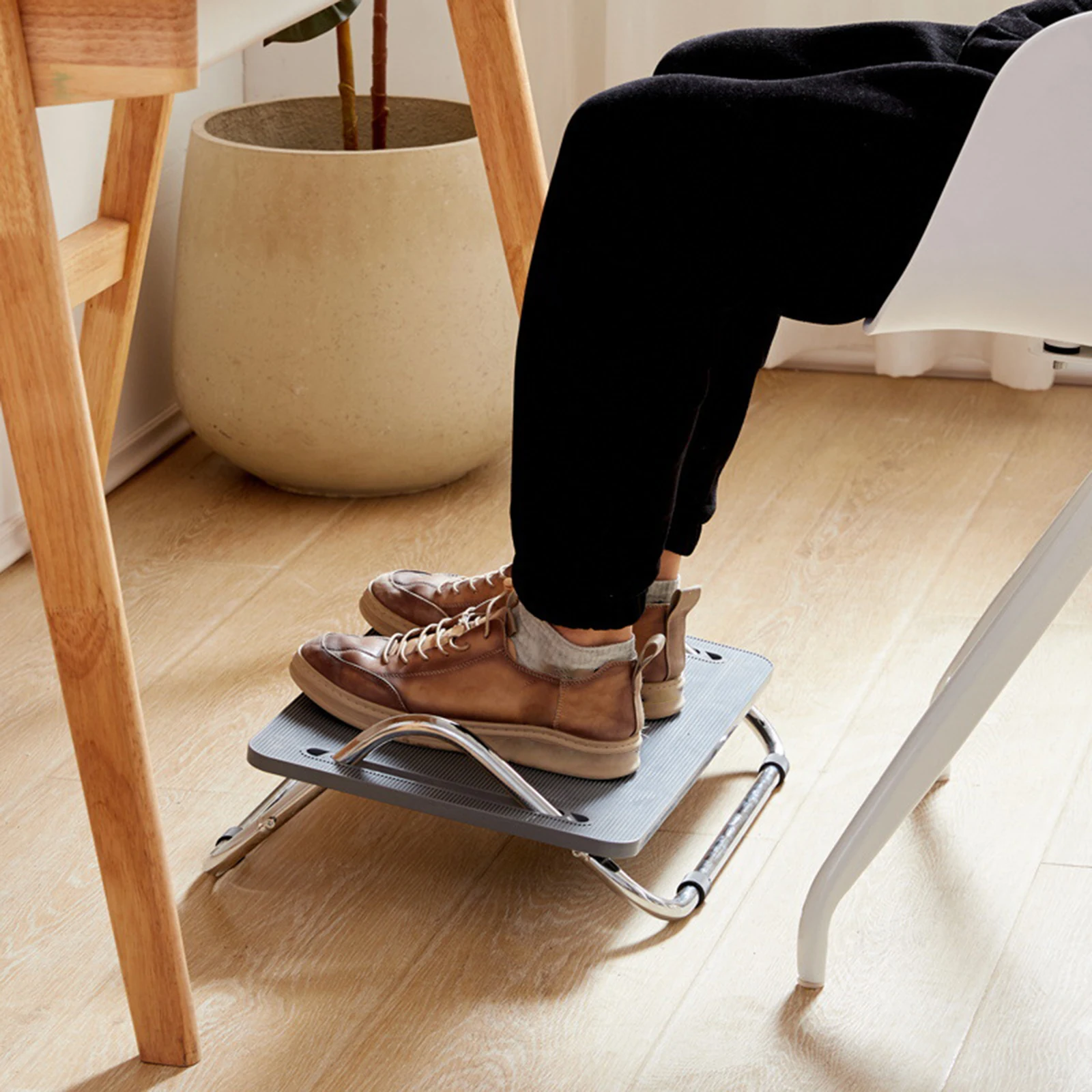 Foot Stool Under Desk Nonslip Under Desk Stool for Feet Footstool Tilting Foot Rest Under Desk AT Work Ankle Support Foot Rest