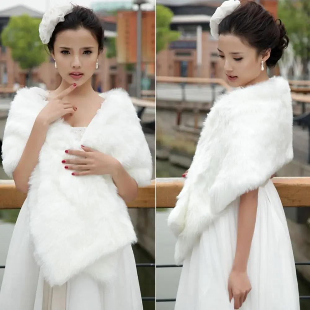 

Elegant Thickened Bridal Gown Shawl Warm Soft Texture Bride White Poncho Fluffy Fur White Fur Faux Fur Wrap Wedding Accessories