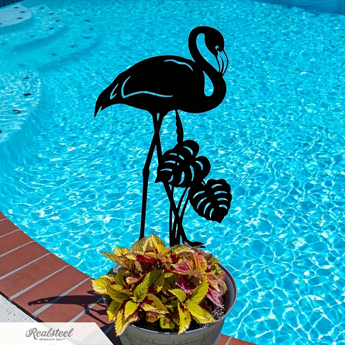 

Flamingo Wrought Iron Metal Art Sculpture Dust Proof Decor Sculpture with Stake for Garden Home Yard Patio Outdoor Decoration