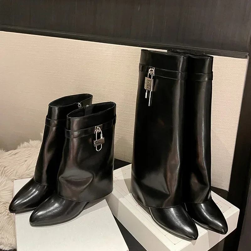 Luksusowa moda Nowość 2023. Damskie jesienno-zimowe buty do połowy łydki Platforma z blokadą rekina Okrągłe palce Buty na koturnie Vintage Shoes