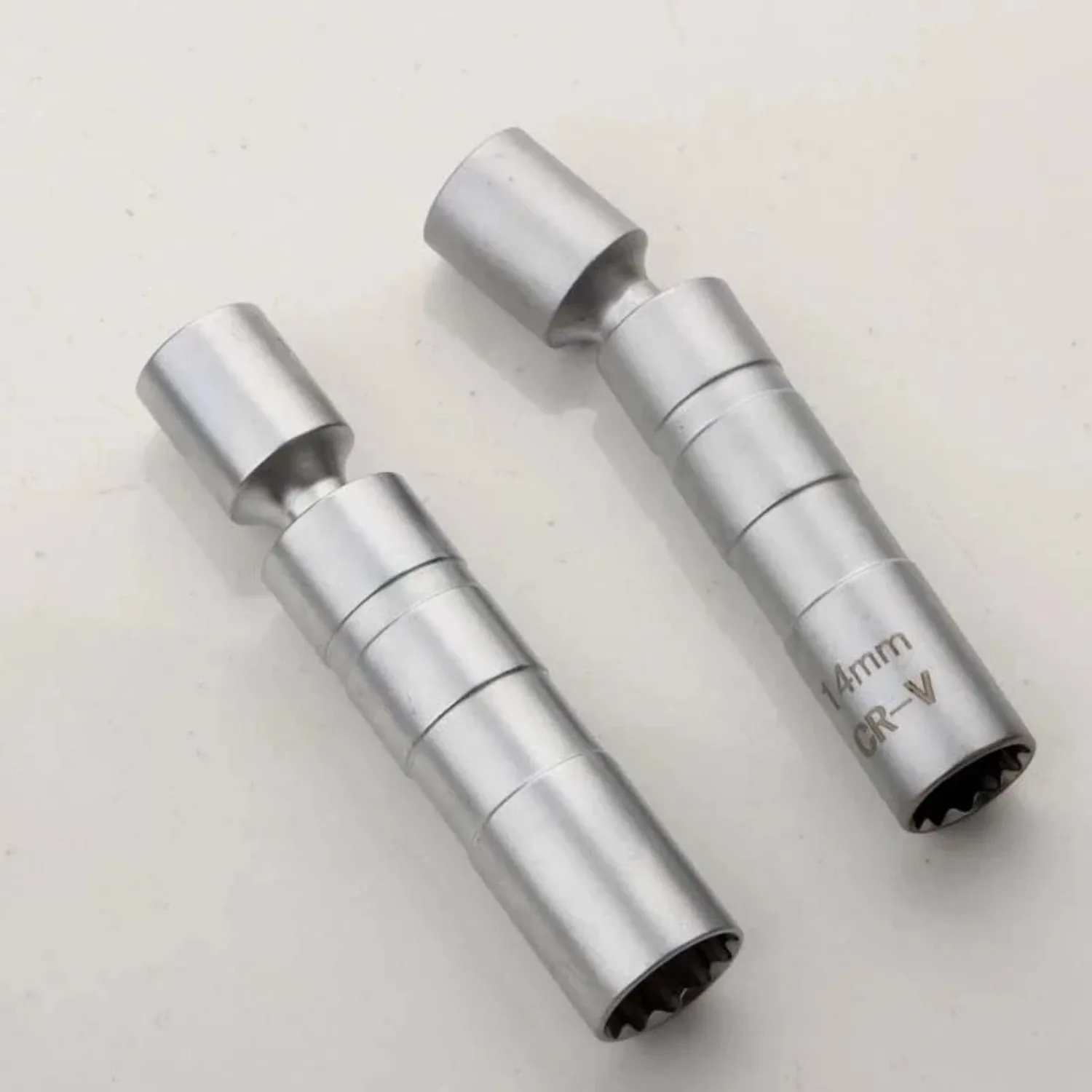 Universal Slim 14/16mm Auto Repair Tools Spark Plug Socket Wrench Magnetic 12 Angle Spark Plug Removal Tool image 5
