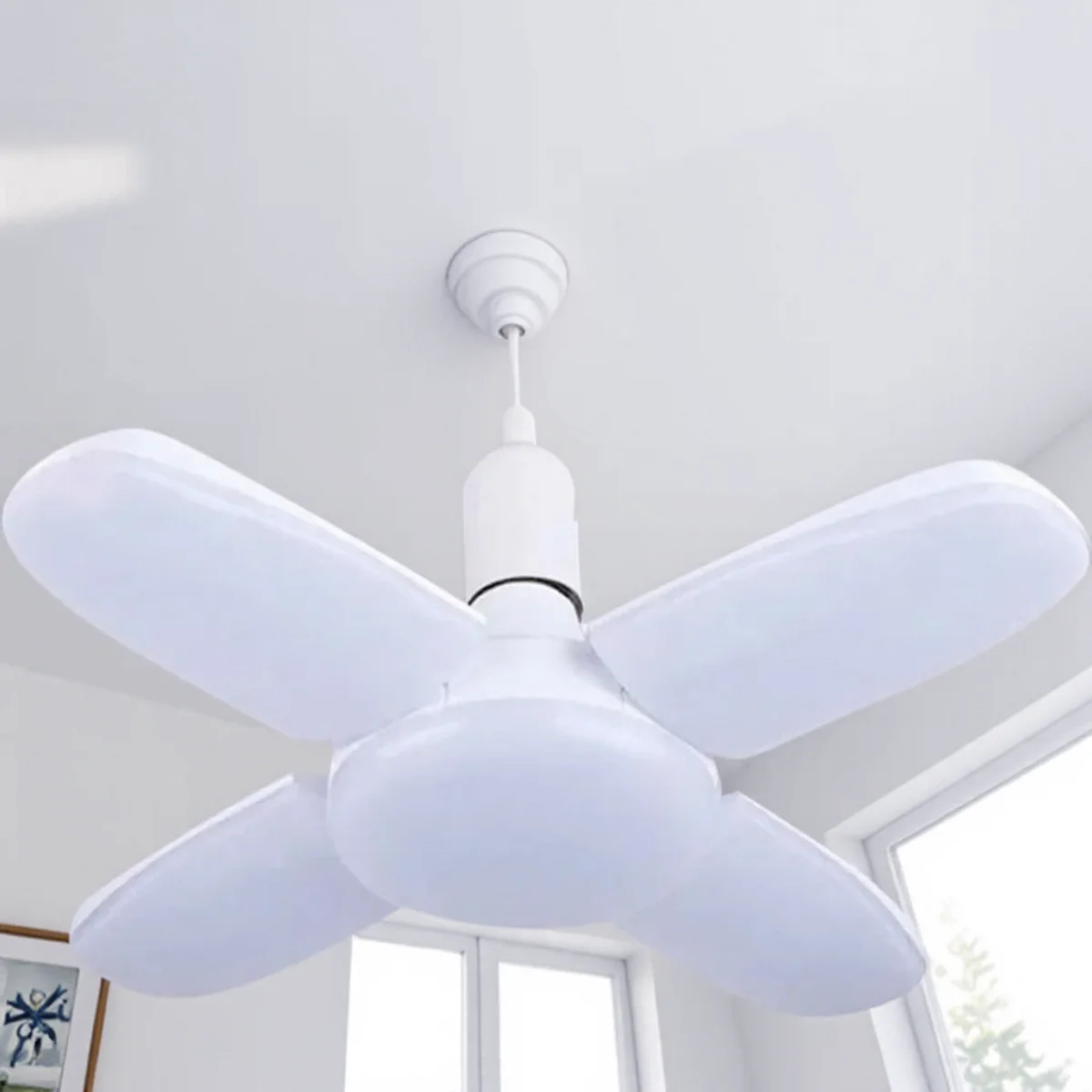 الإبداعية LED البسيطة أربع أوراق للطي مصباح E27 المسمار ضوء السقف السوبر مشرق 6 أوراق قابلة للطي #1