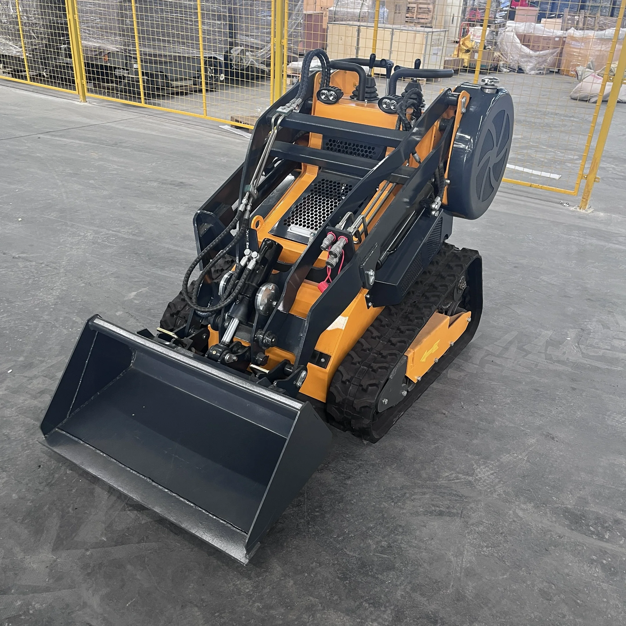 CE EPA Kubota Engine Mini Loader Slip Steering Belt Slip ملحقات التوجيه للمصنع الصيني