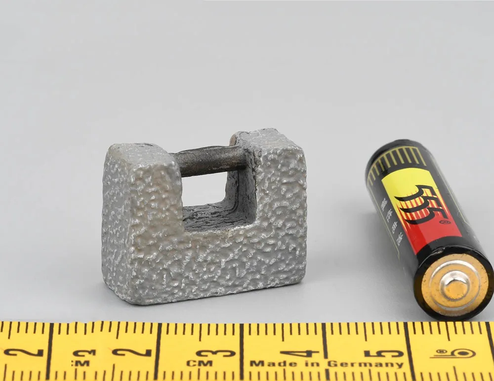 1/12 BOBTOYS CJH-012 Break into Society Guy Man Mini Toys Weapon Model Stone Lock PVC Material For 6