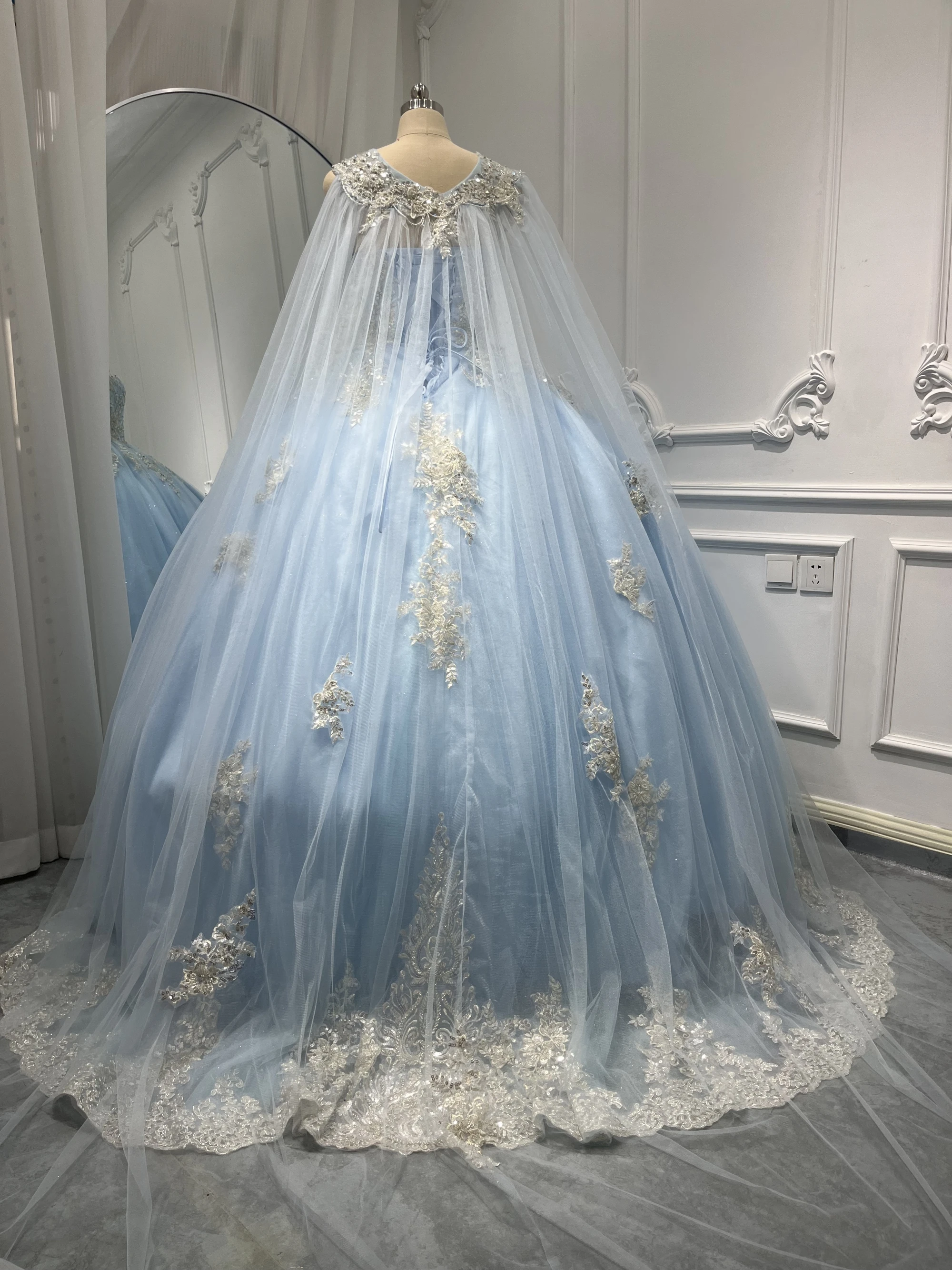 Real Picture Mexican Sky Blue 15th Girl Quinceanera Dresses With Cape Beading Applique Lace Up Women Ballgown Prom Party Dress