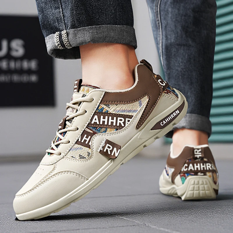 Men\'s Fashion Casual Sports Shoes Lace up Board Shoes Breathable Student Trendy Sneakers Outdoor Running Shoes Male Footwear