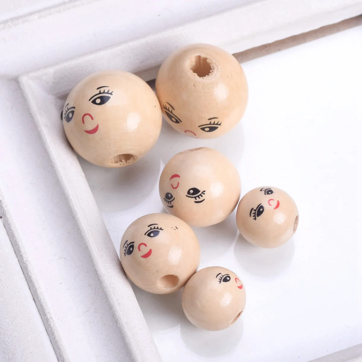 10pcs Round Girl Face Painting 14mm 18mm 22mm Natural Wood Loose Woodcraft Beads For Handcraft DIY Jewelry Making