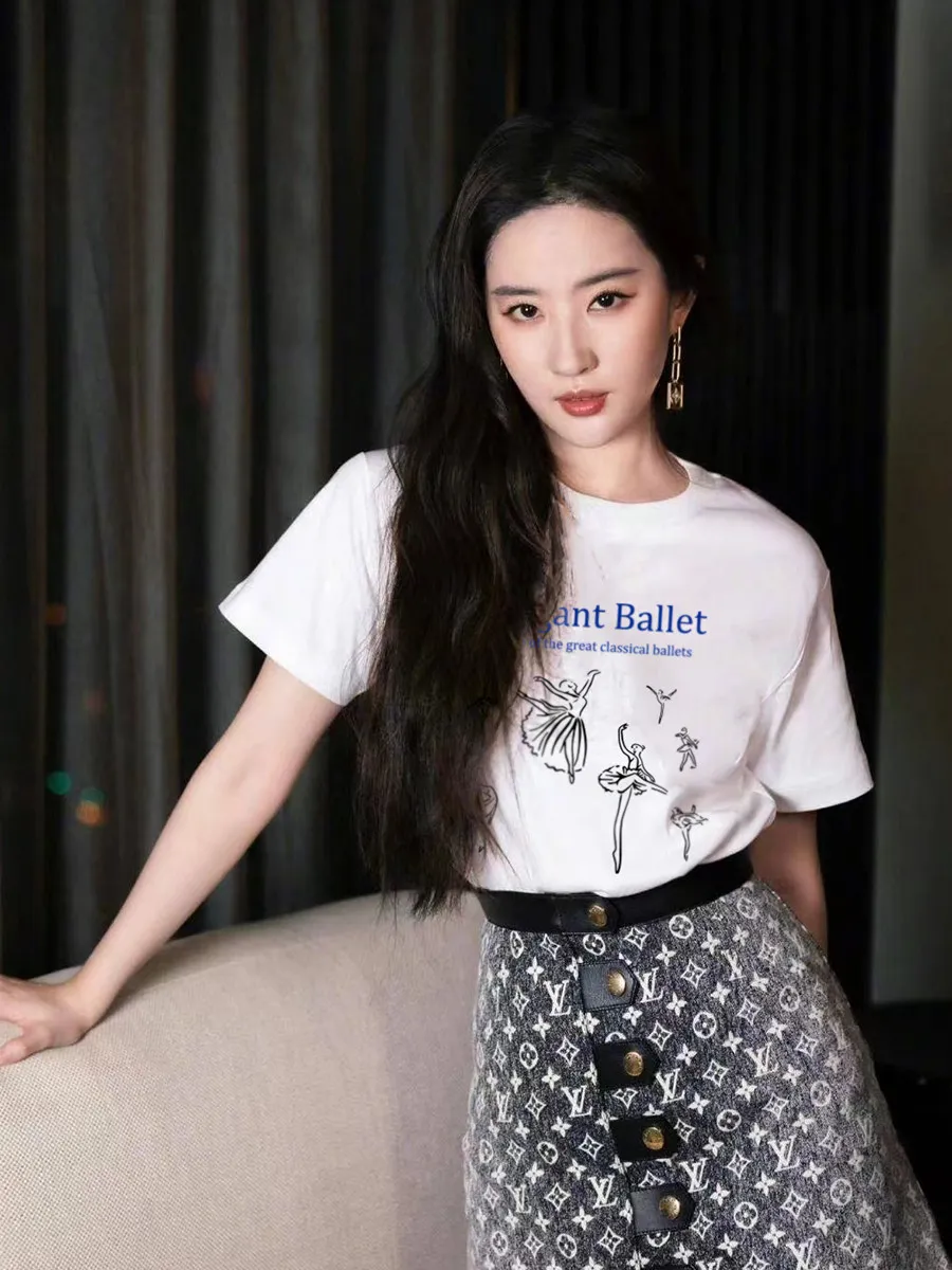 

Элегантная футболка с балетным принтом, классическая танцевальная футболка, белый хлопковый топ, женская минималистичная рубашка, одежда для любителей танцев