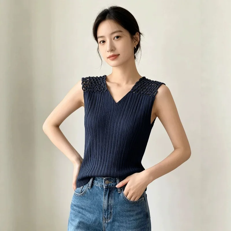 Miyake Pleated 2026 New Hollow Woven Strap Pleated Vest V-Neck Vertical Striped Pleated Sleeveless Slim Fit Base Camisole Pleat