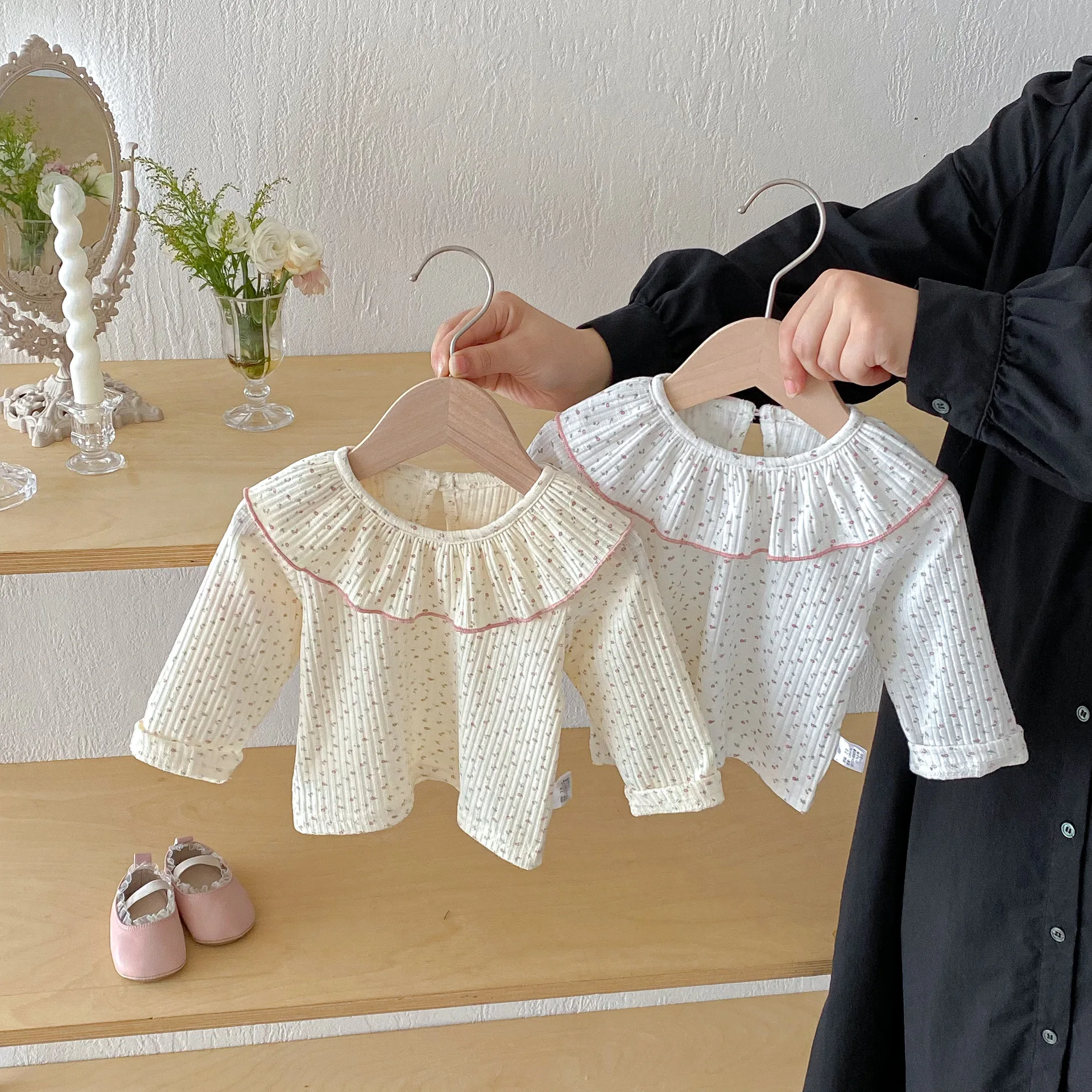 Cotton Girls Ruffle Collar Bottoming Shirts Infant Sweet Floral Tops Toddler Clothes 2025 Autumn New Baby Long Sleeve T Shirts