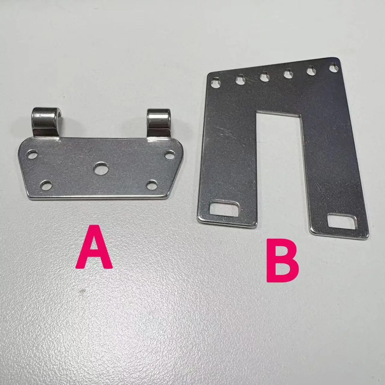 6-string trapeze tailpiece reinforced bracket for Rickenbacker / 2 Strap bolts without screw（Optioanl）