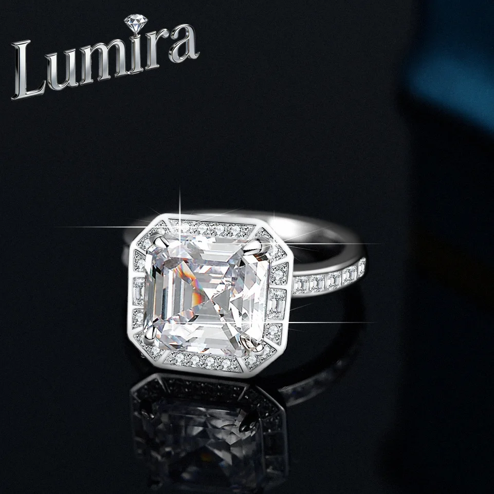 

Lumira Platinum PT950 Rectangular 4-Carat Moissanite Ring for Women Luxury Setting with Asscher Cut Stone