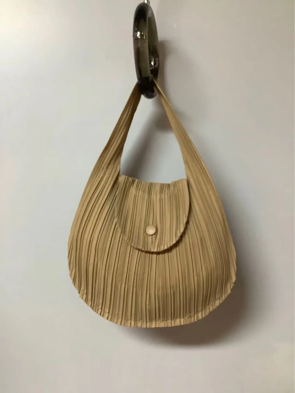 IN STOCK Solid color pleated commuter original bag casual crossbody bag HOT SELLING