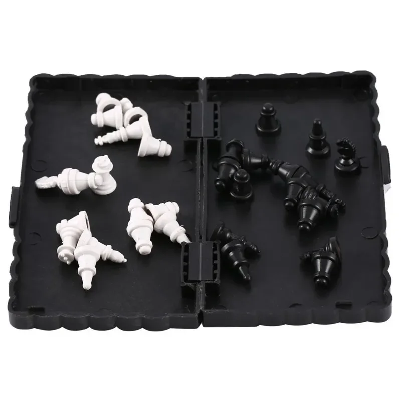 Portable Folding Magnetic Pocket Plastic Mini Chess Set Lightweight Board Game Home Outdoor Portable Kid Toy