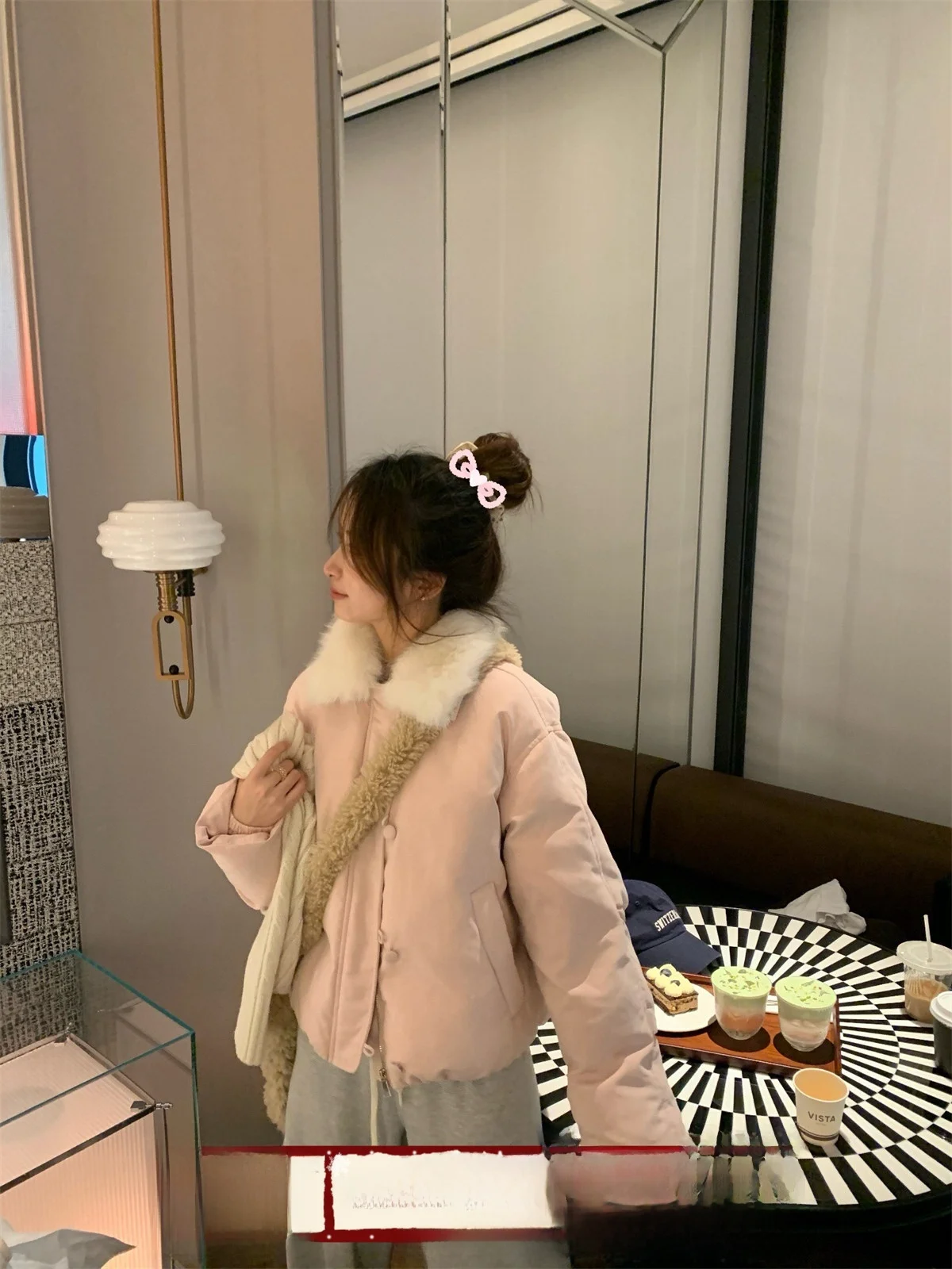 

Женская модная теплая куртка TheDouerr с отстегивающимся меховым воротником, наполнителем из 90% белого утиного пуха, для повседневной носки, с длинными рукавами