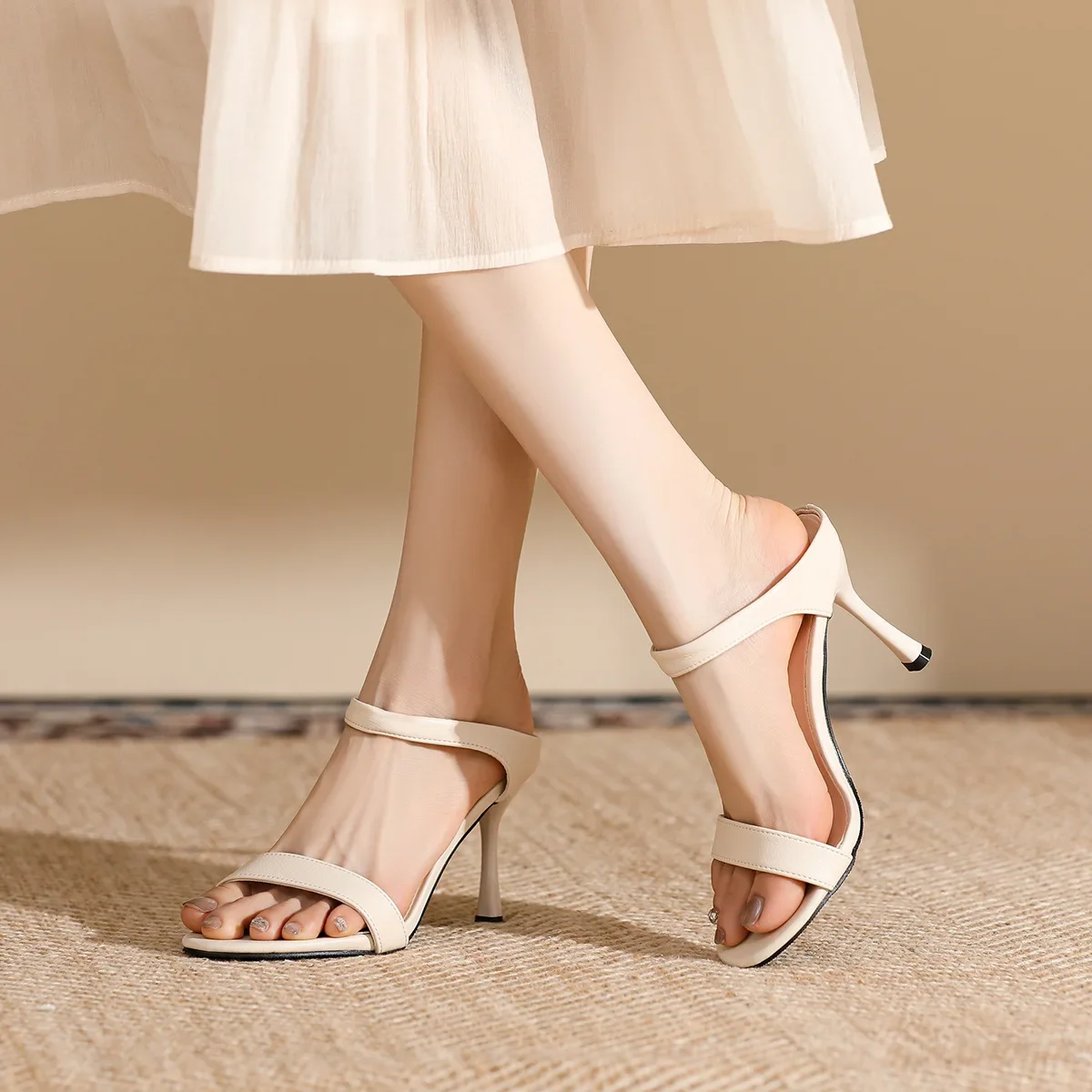 

Размер 31–43, новые летние босоножки на высоком каблуке, удобная женская обувь с открытым носком, черные слипоны