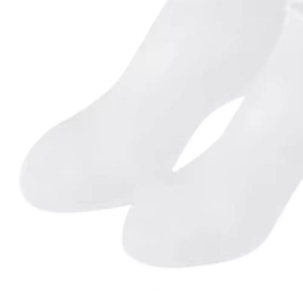 Hydration Treatment for Feet Silicone Moisturizing Socks for Dry Cracked Feet Reusable Foot Spa Pedicure Covers Soft Protective