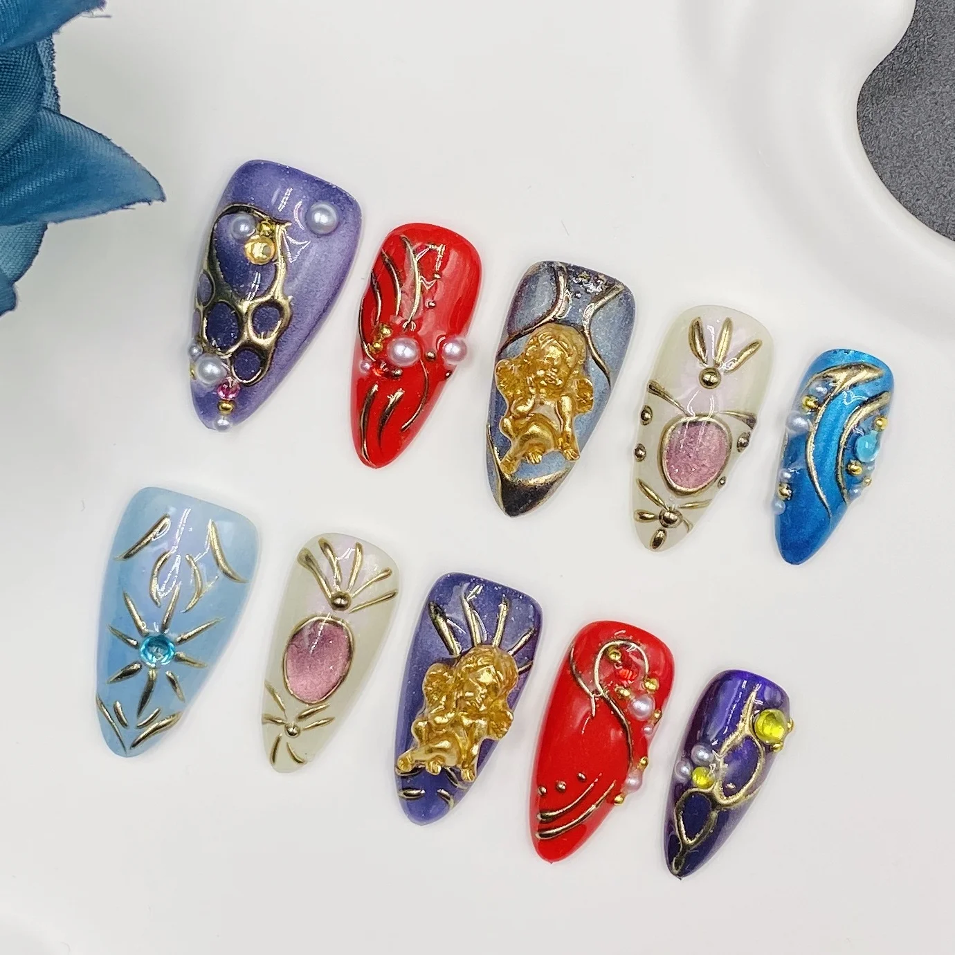 

Пресс в стиле Y2K оригинального дизайна накладных ногтях, разноцветные металлические украшения, клейкие искусственные накладные ногти можно использовать повторно.