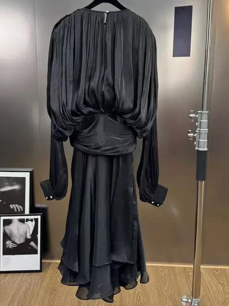 Robe rétro couleur unie, col rond, manches longues, taille, nouvelle couverture plissée, viande, ruban mince, grande balançoire, robe irrégulière, automne.