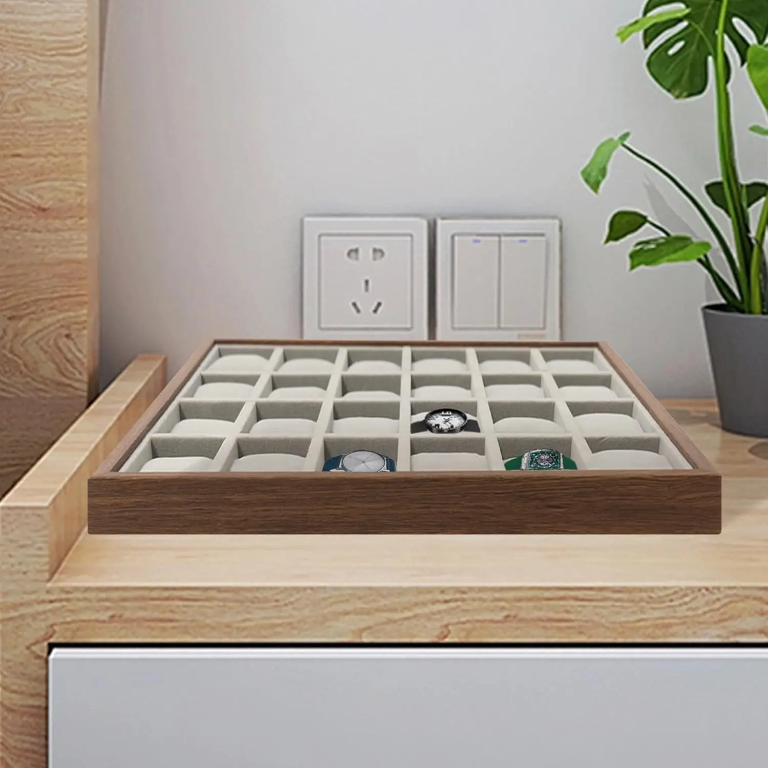 24-Grid Watch Display Tray with Flannel Lining, Stackable Jewelry Organizer for Bracelets and Necklaces - Perfect Gift