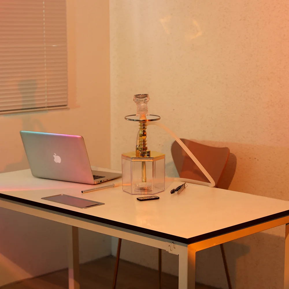 شيشة بلاستيكية سداسية مع ضوء LED - شيشة عربية محمولة للاستخدام الداخلي/الخارجي، تصميم خرطوم واحد مع مصباح LED ملون