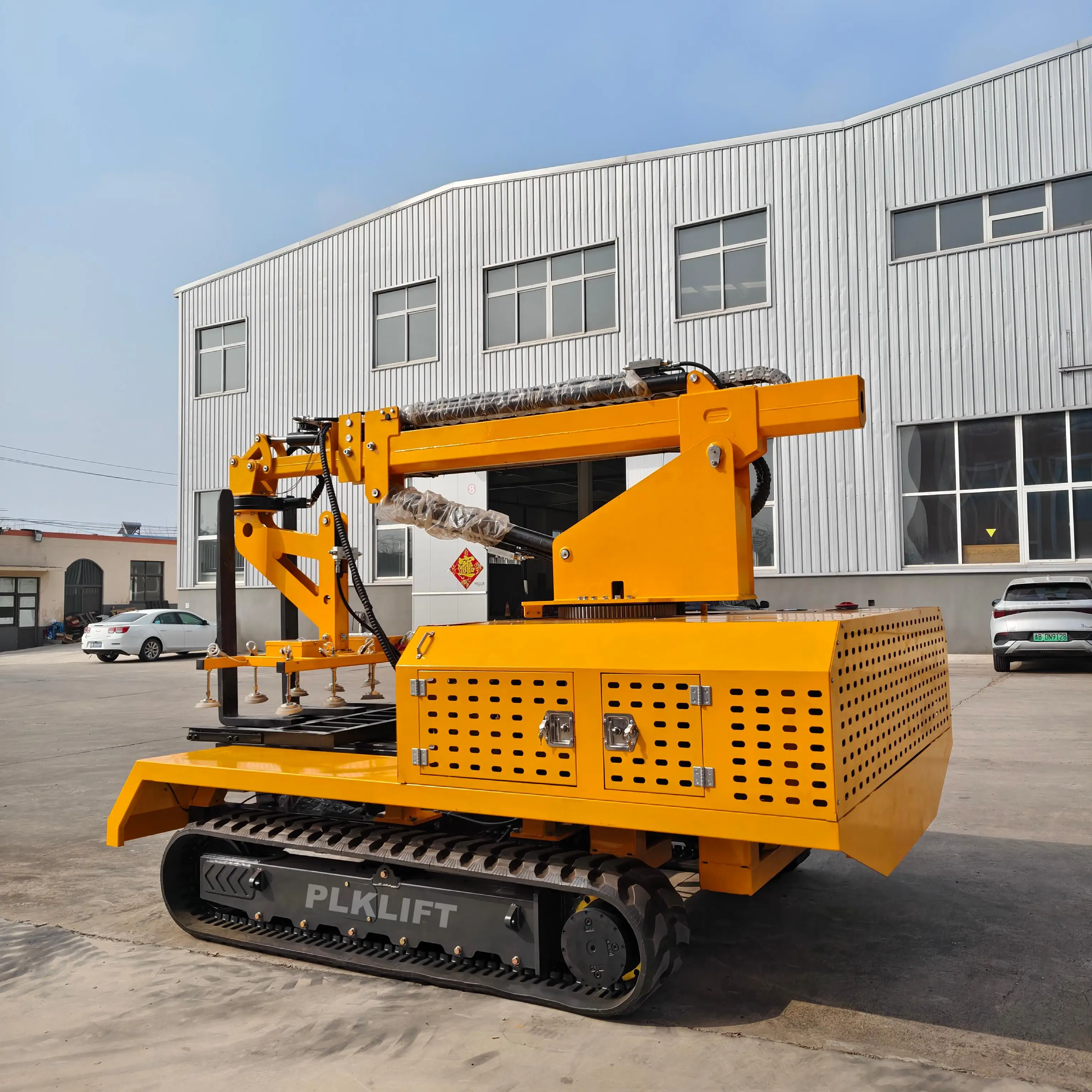 Solar Panel Installation Machine 150kg Capacity Manual and Remote Control Transport Vehicle Industrial PV Panel Lifter