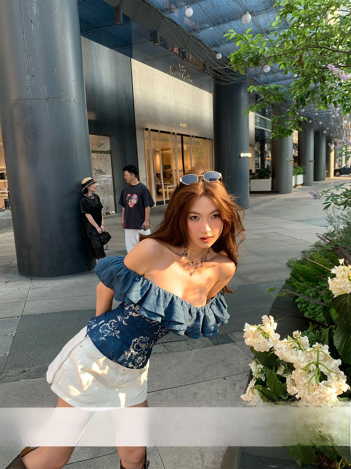 

Xinlei Lin French Sle Vintage Floral Print Asymmetrical oulder ort Sve Women's irt Summer Ci Walk Casual Top