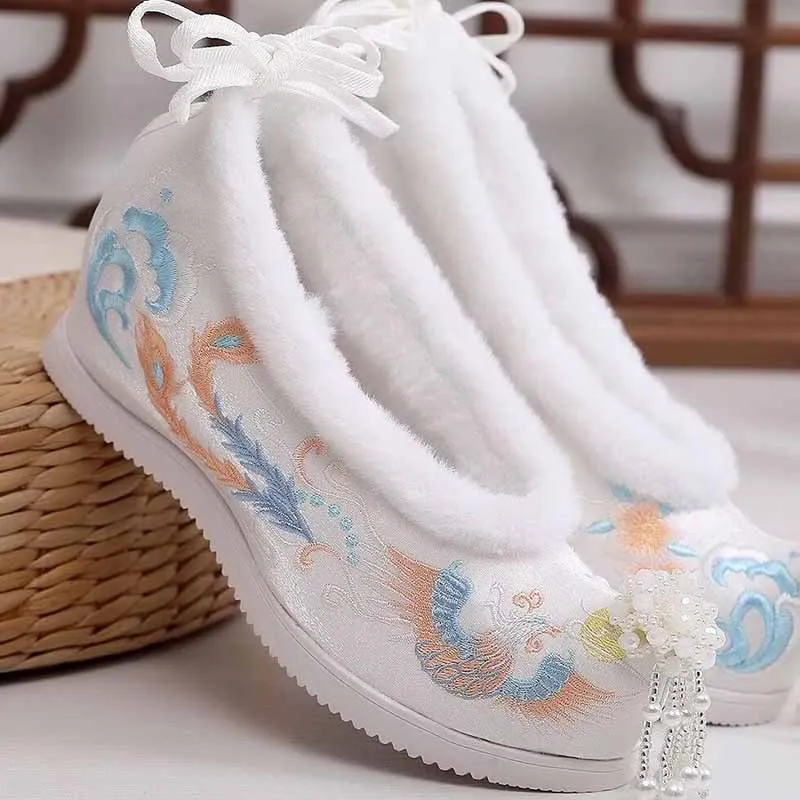 Zapatos Hanfu de invierno para mujer, zapatos bordados antiguos chinos, talla grande, cálidos, rojos, blancos, vintage, bordados, zapatos Hanfu de talla grande 41 #