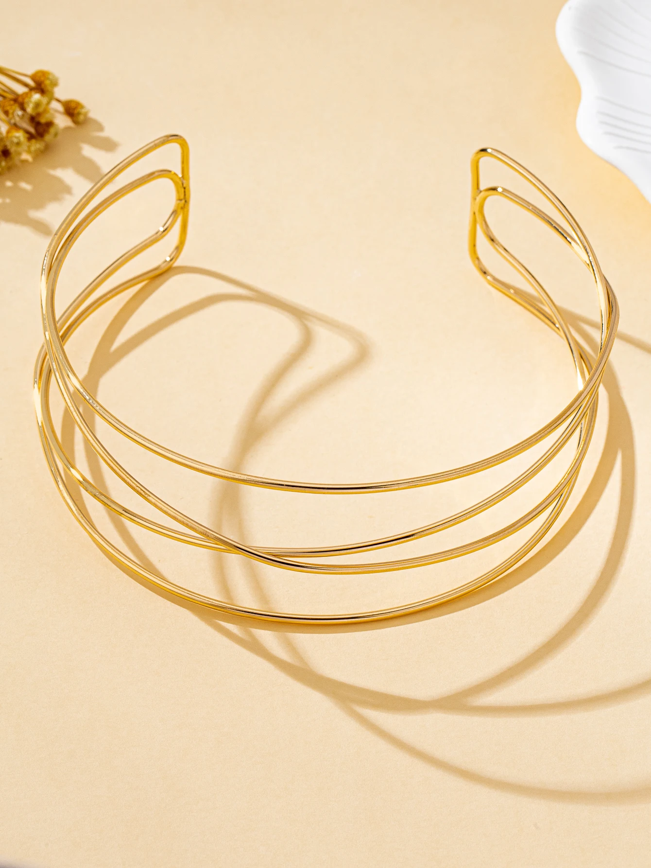 Multi-Layered Gold Metal Open Choker, Minimalist Smooth Thin Line Neckband, Women's Punk Style Exaggerated Neck Accessory