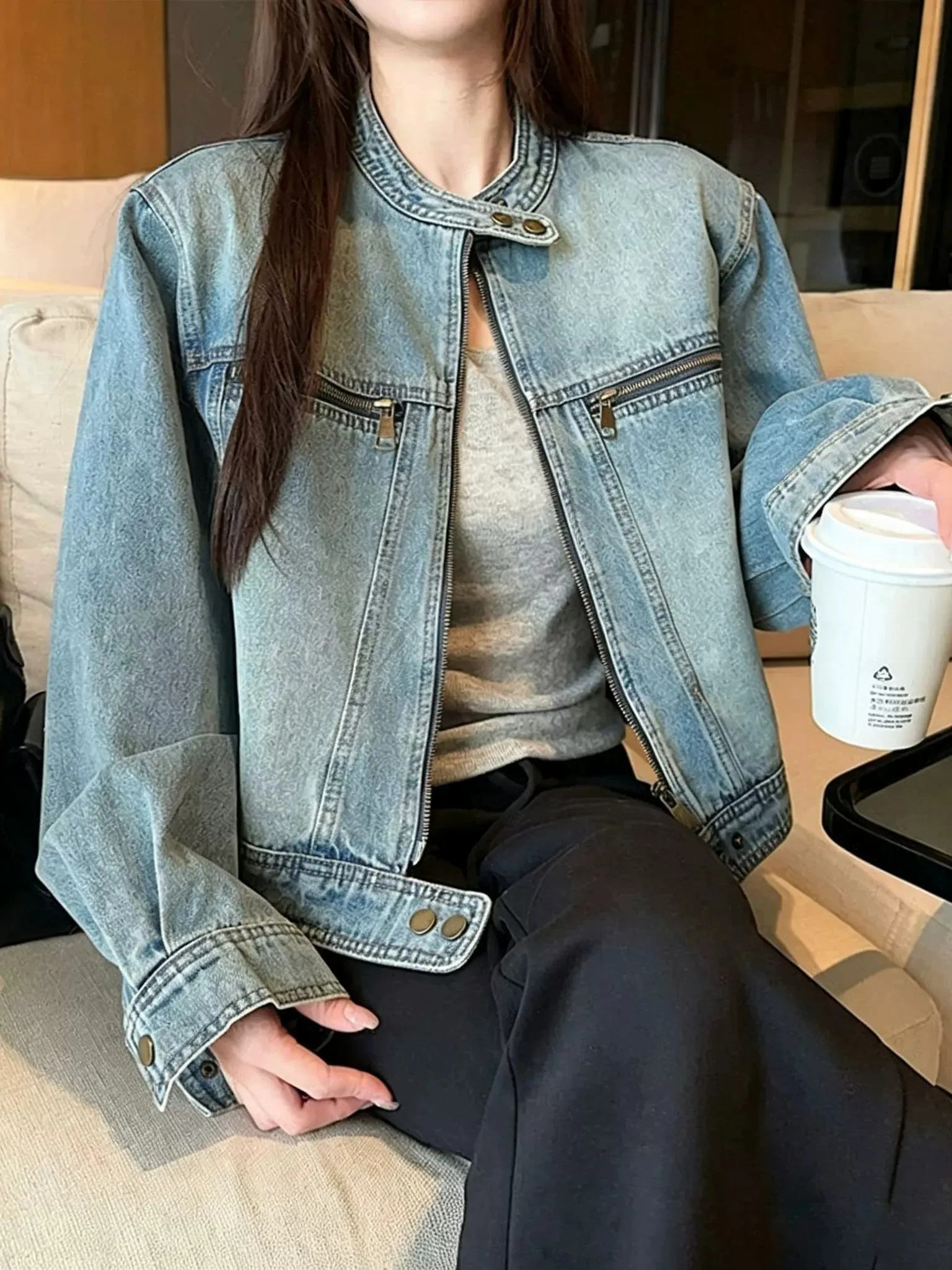 Retro Short Blue Denim Jacket Women's Autumn 2026 New Super Popular Korean Style Design Sense Top Coat Korean Style