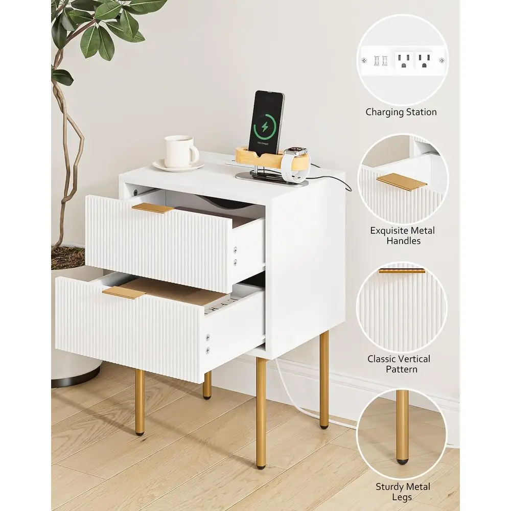 充電ステーションナイトスタンド、モダンな2引き出しサイドテーブル、ゴールドフレームベッドルームエンドテーブル、リビングルームホワイト