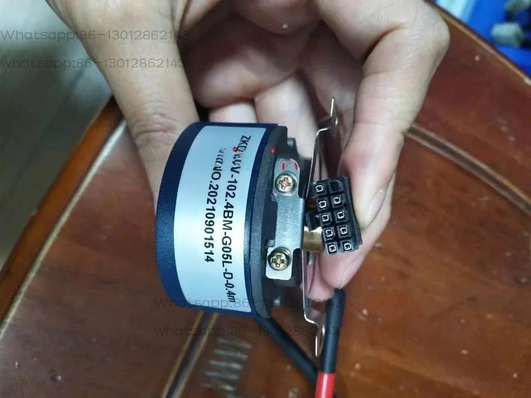 2026   1PCS  High quality ZKD-56V-250BM-G05L-D-0.4m encoder 56V-102.4BM-G05L-D-0.4m