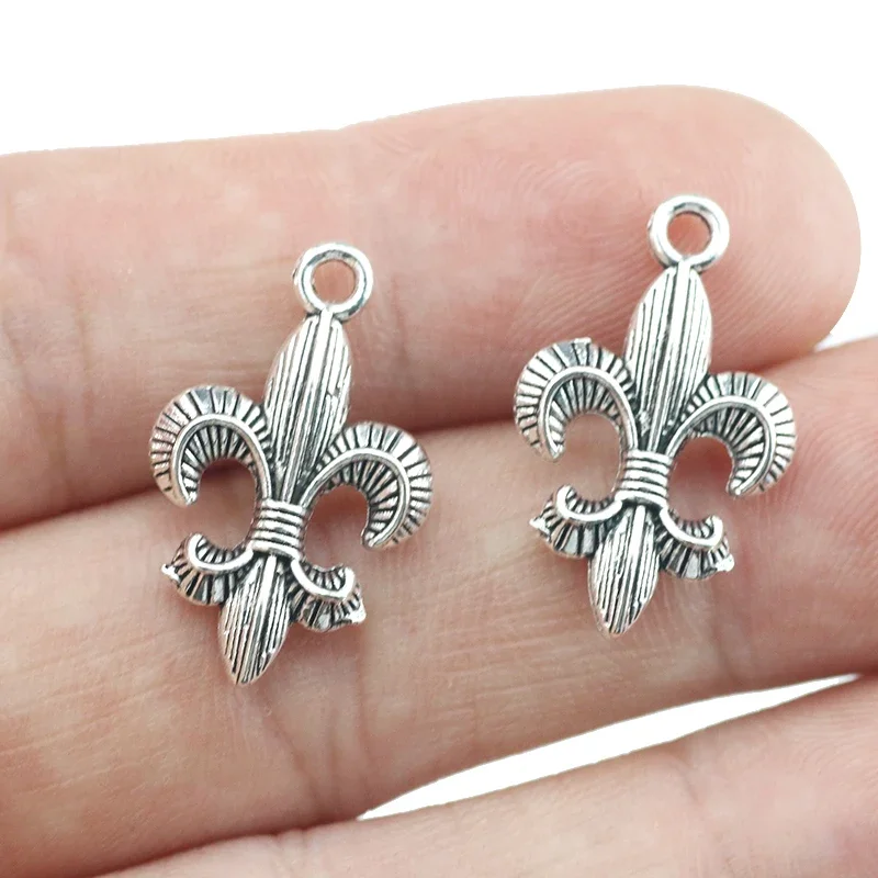 15Piece 14*23mm Antique Silver Plated Fleur De Lis Charm DIY Lis Lily Flower Pendant for Handmade Making Vintage Jewelry