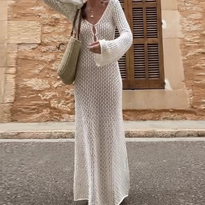 In Early Autumn of 2025, Low-cut Round Neck Hollowed-out Sexy Beach Women's Dress