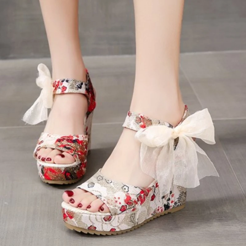 

Large Size Women's Sandals High Heels Thick Bottom Lace up Flower Design Summer New Korean Style Fish Mouth Slip-On Shoes