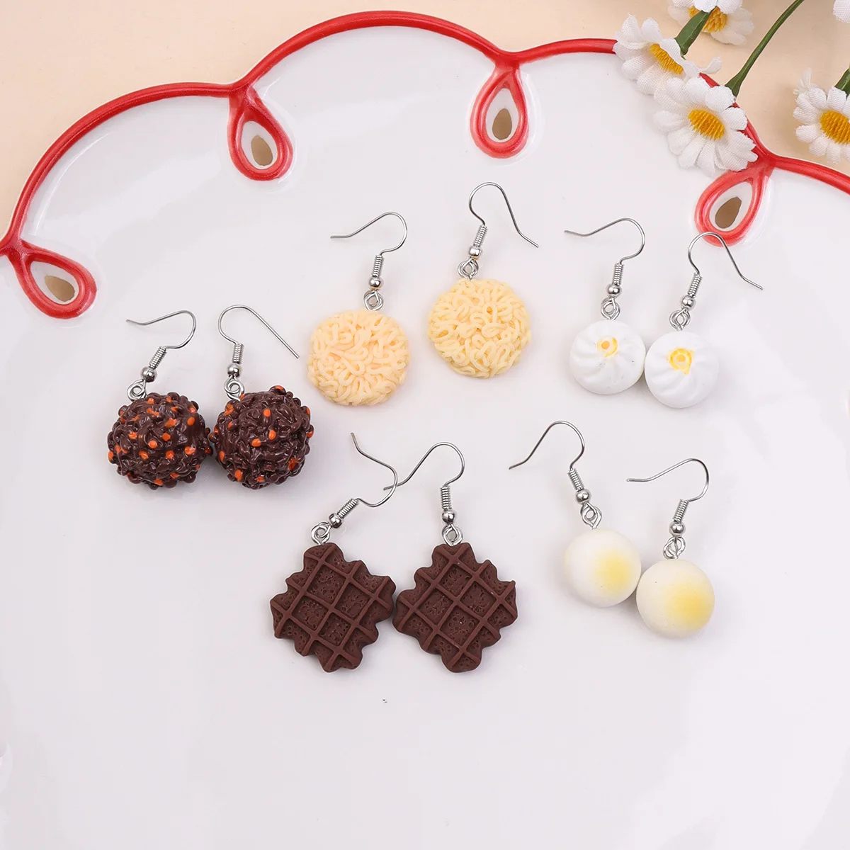 Lovely Funny Food Drop Earrings Simple fashion Personality Diy Creative Instant Noodle Earrings For Women Hiphop Jewelry Gift