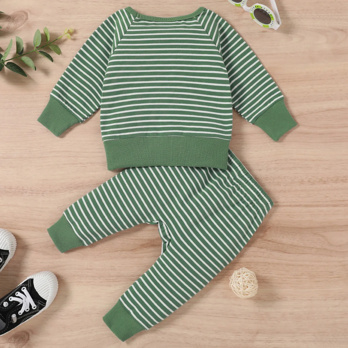 0-3 year old baby boys and girls spring and autumn striped patchwork long sleeved top+elastic waist pants fashionable two-piece