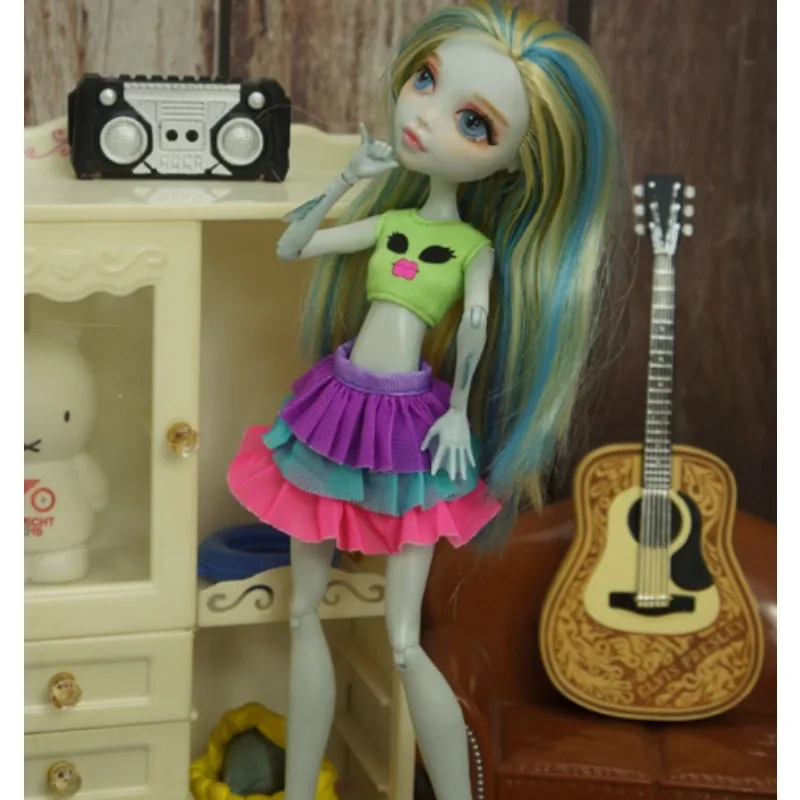 ใหม่สไตล์ที่แตกต่างกันสําหรับเลือกอุปกรณ์เสริมเสื้อผ้าตุ๊กตาลําลองสําหรับตุ๊กตา MH แฟชั่นน่ารักใหม่ล่าสุด BBIKG443