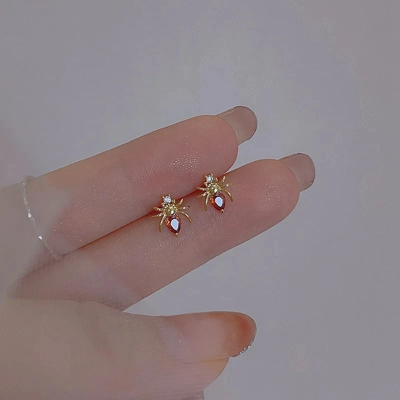 Korean Exquisite Spider Butterfly Insect Earrings For Women Bling Zircon Stud Earring Girl Wedding Party Sweet Jewelry Brincos