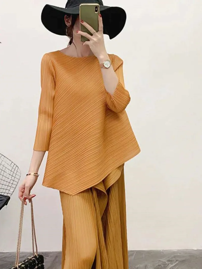 Shirts For Pleated Women Loose Irregular Round Neck Solid Three Quarter Sleeve T-shirt 2025 Spring Fashion Tops SOAZ