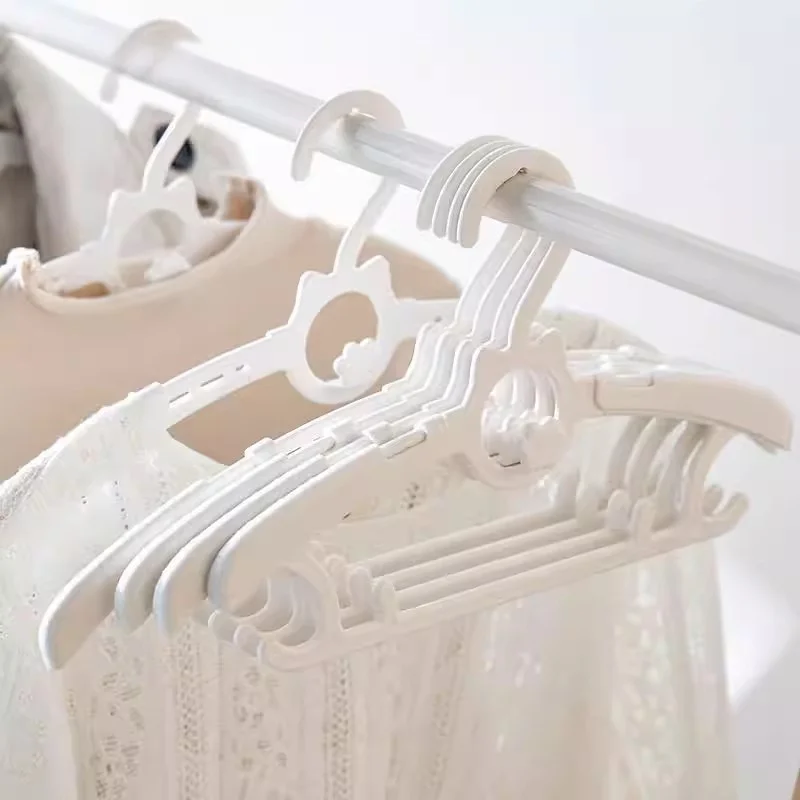 adjustable-plastic-clothes-hanger-for-children-baby-newborn-clothes-drying-rack-creative-design-internal-anti-slip-structure