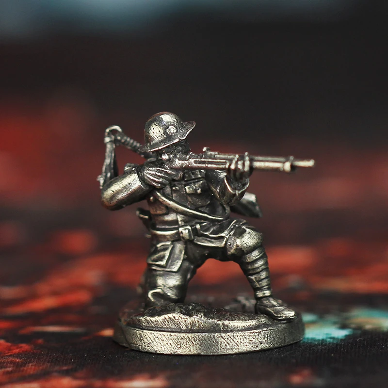 Modelo de soldado militar de metal, figuras de ação, modelo de desktop, acessórios de ornamento interior de carro, peças de jogo de tabuleiro, estatueta em miniatura