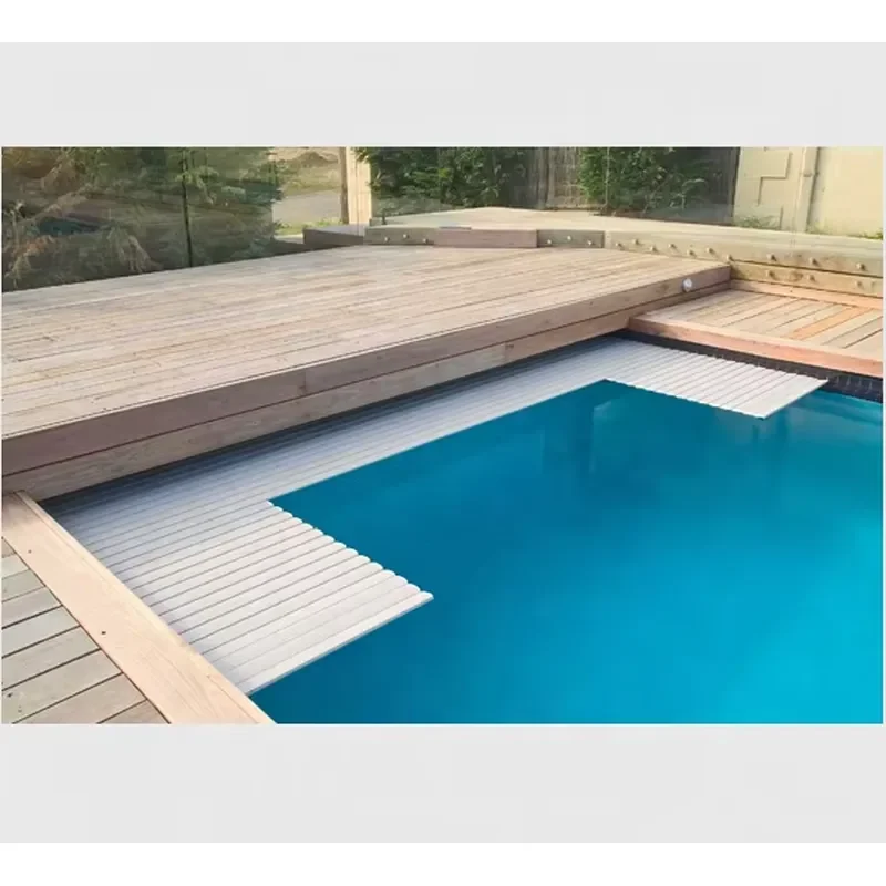 PC/PVC Electric Anti-UV Automatic Cover for Public Swimming Pool with Heat Reserving Clean Pool Features 1 Year