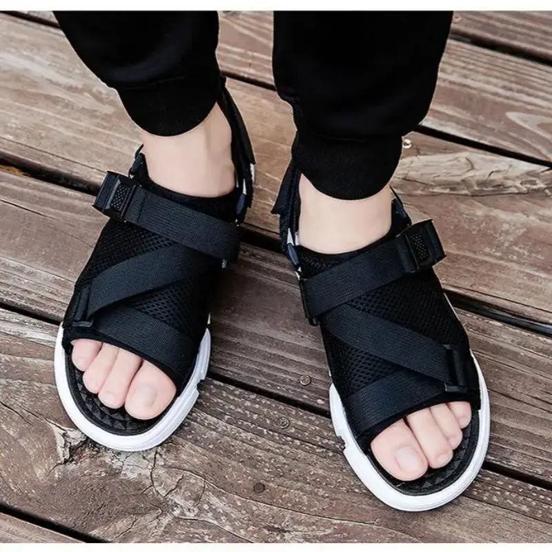 Sandals Soft Men Comfortable Non-Slip Men Shoes High Quality Woven Beach Sandals Male Gladiator Sandals Casual Flat Shoes