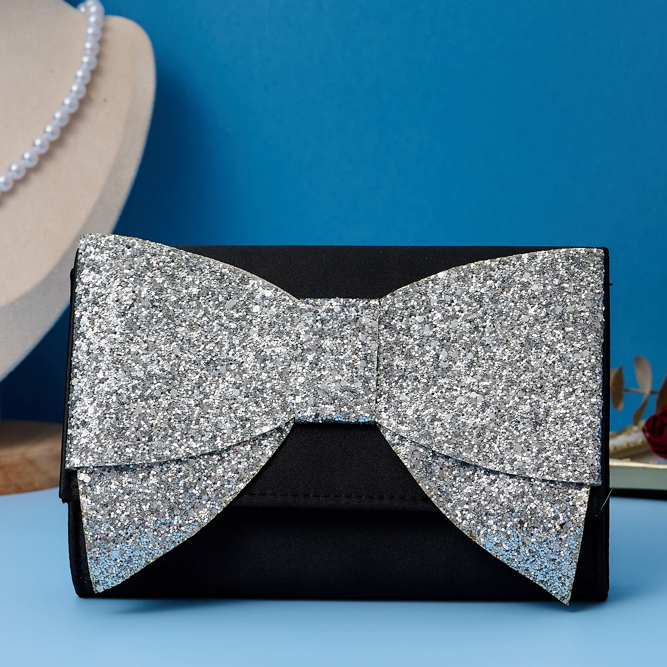 

New ladies dinner bag fashion all kinds of celebrity handbag wedding party evening dress storage bag metal chain shoulder bag