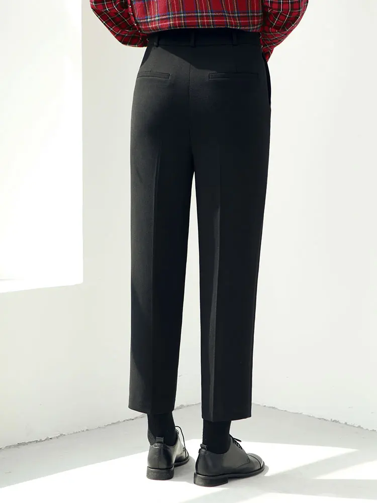 Spodnie robocze Noxular Authentic Basic Cotton, krój slim fit, proste nogawki, spodnie codzienne, styl koreański, dojazdy do pracy, modne długie spodnie.