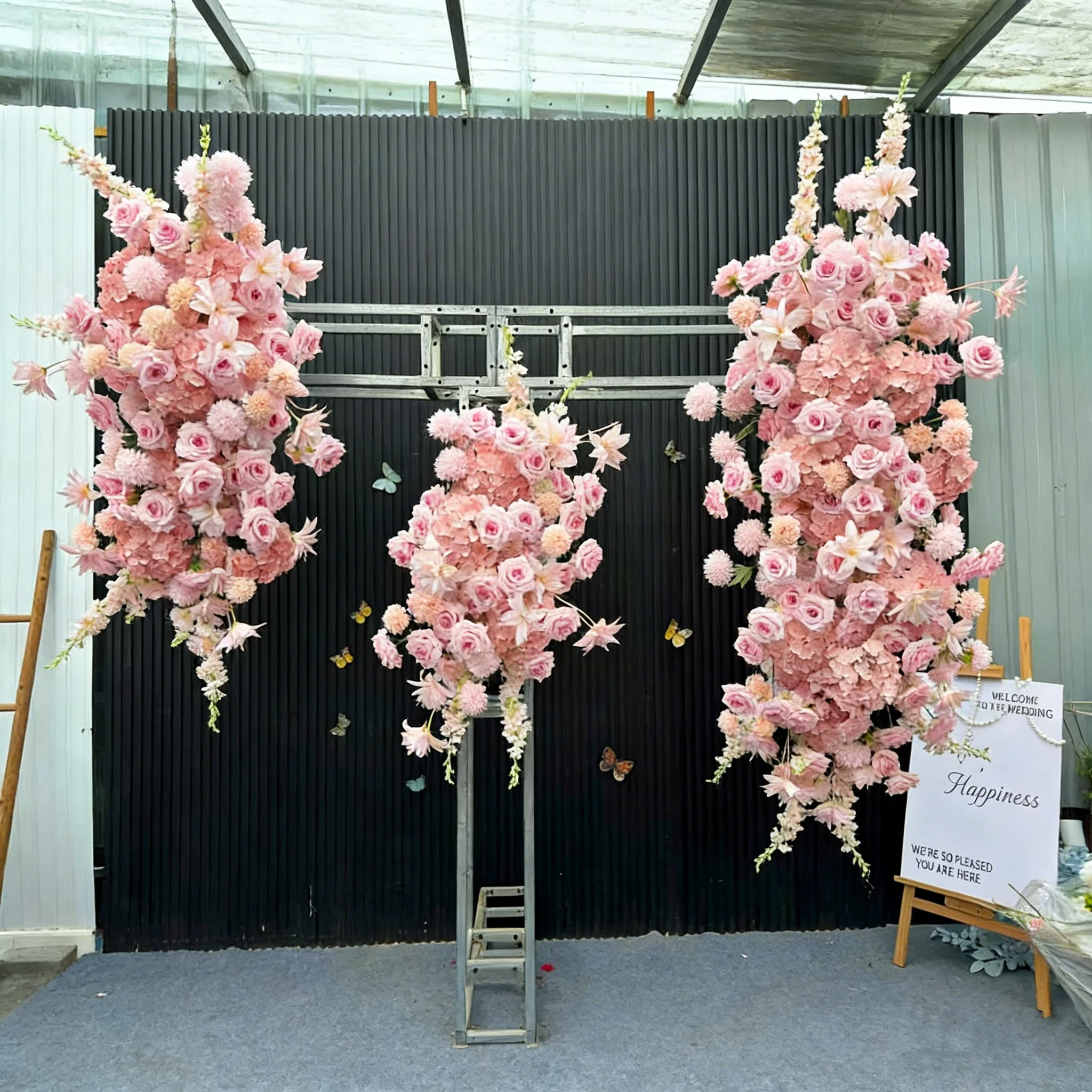 

Искусственные цветы розового цвета для декора: гирлянда, арка, фон для свадебного оформления